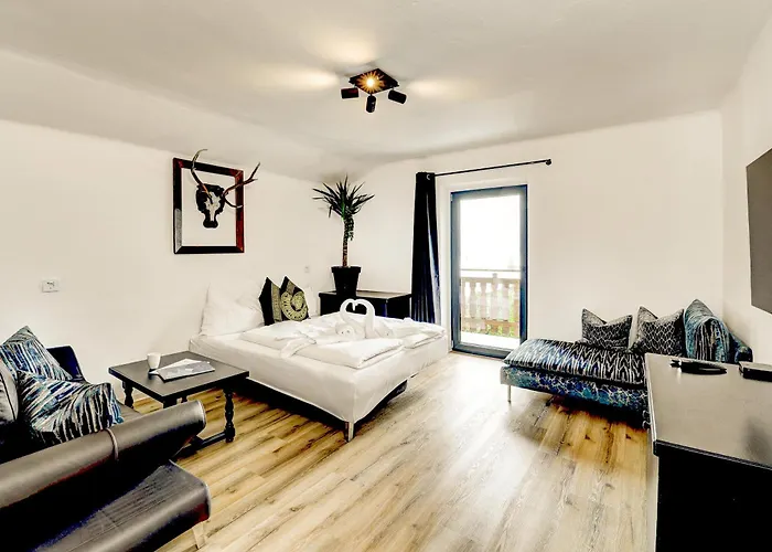 Bergnest Maishofen Lejlighed